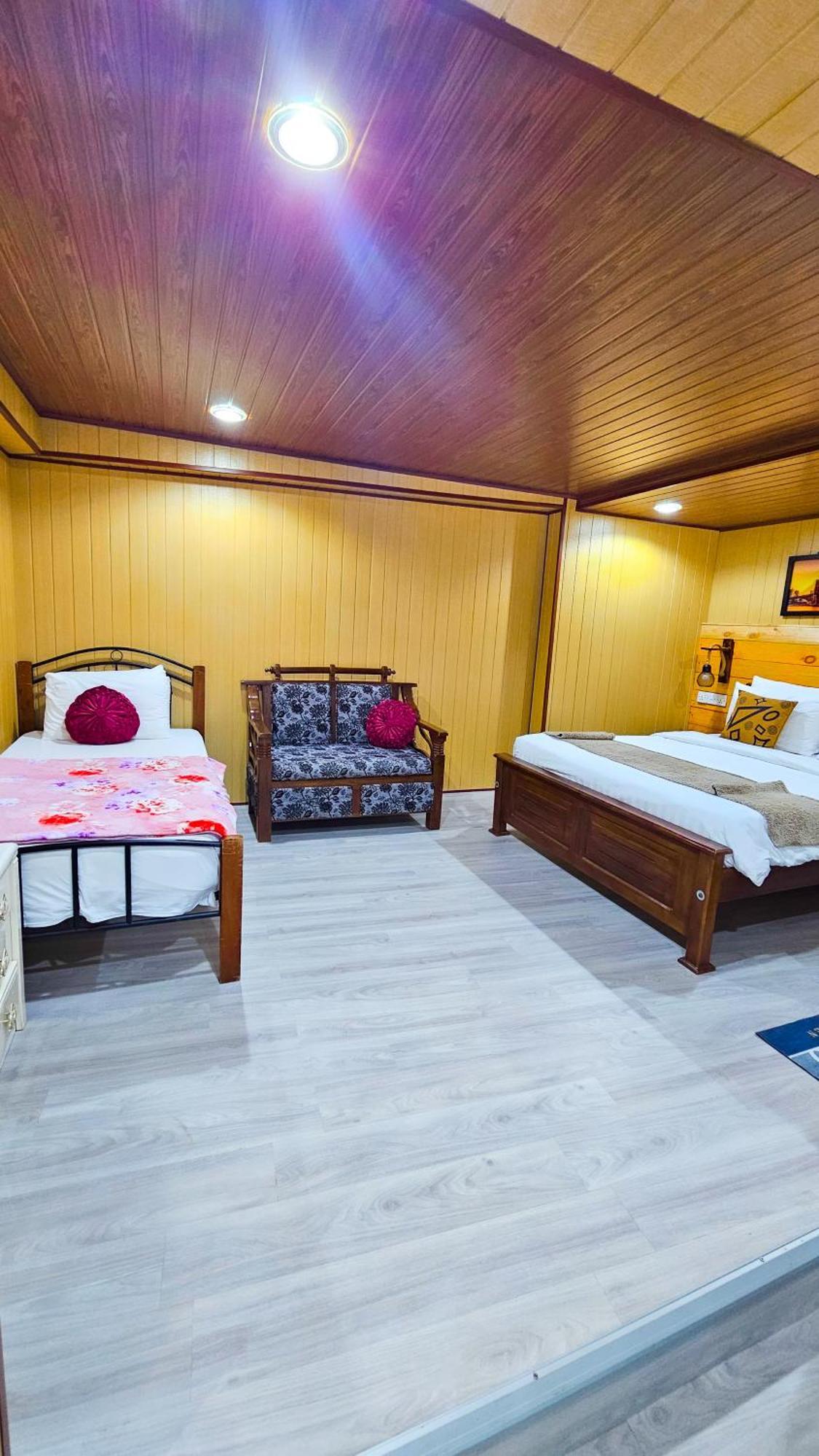 Daddy'S Guest Home Nallathanniya Rom bilde